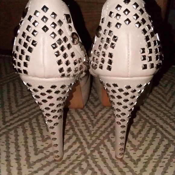 RUE21 Beige Studded High Heels $35 OBO - Picture 3 of 8